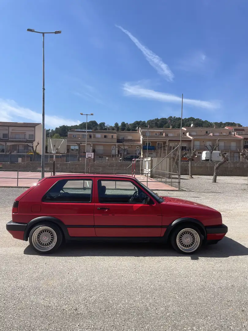 Volkswagen Golf GTI 1.8 110 - 1