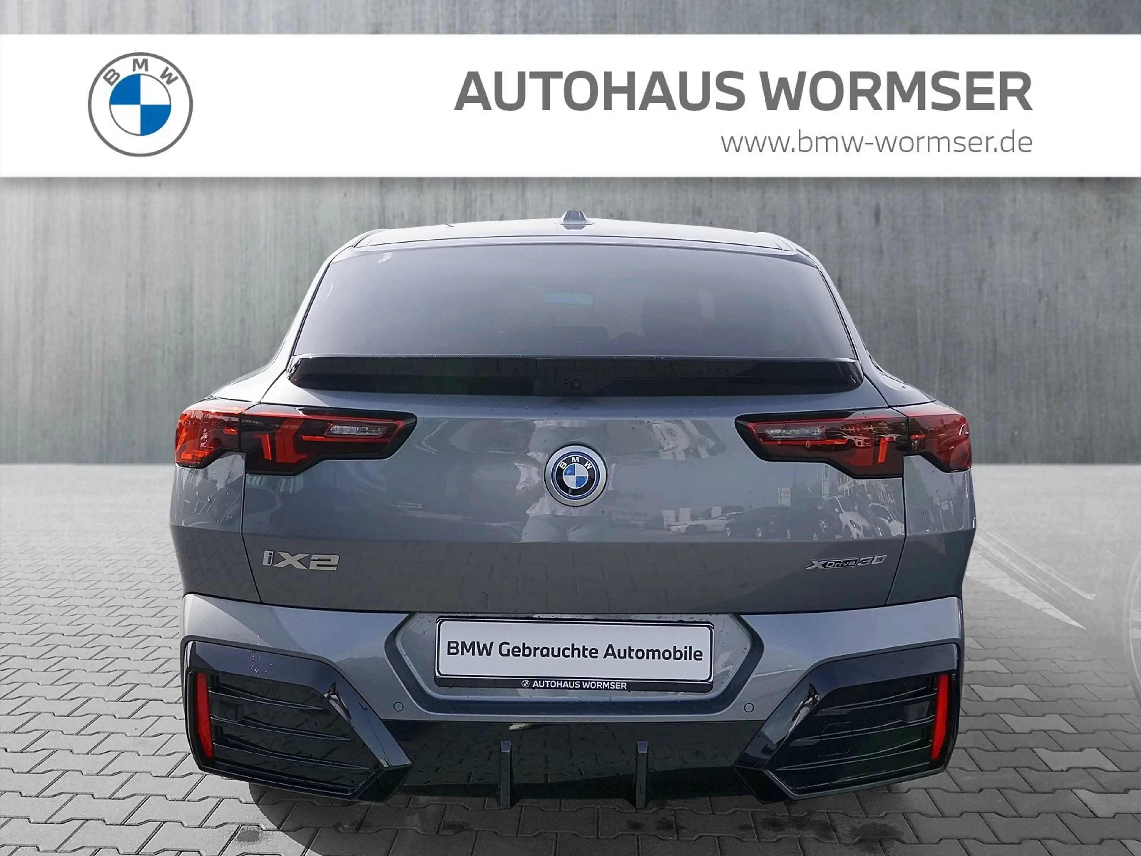 BMW iX2 xDrive30 — photo 5