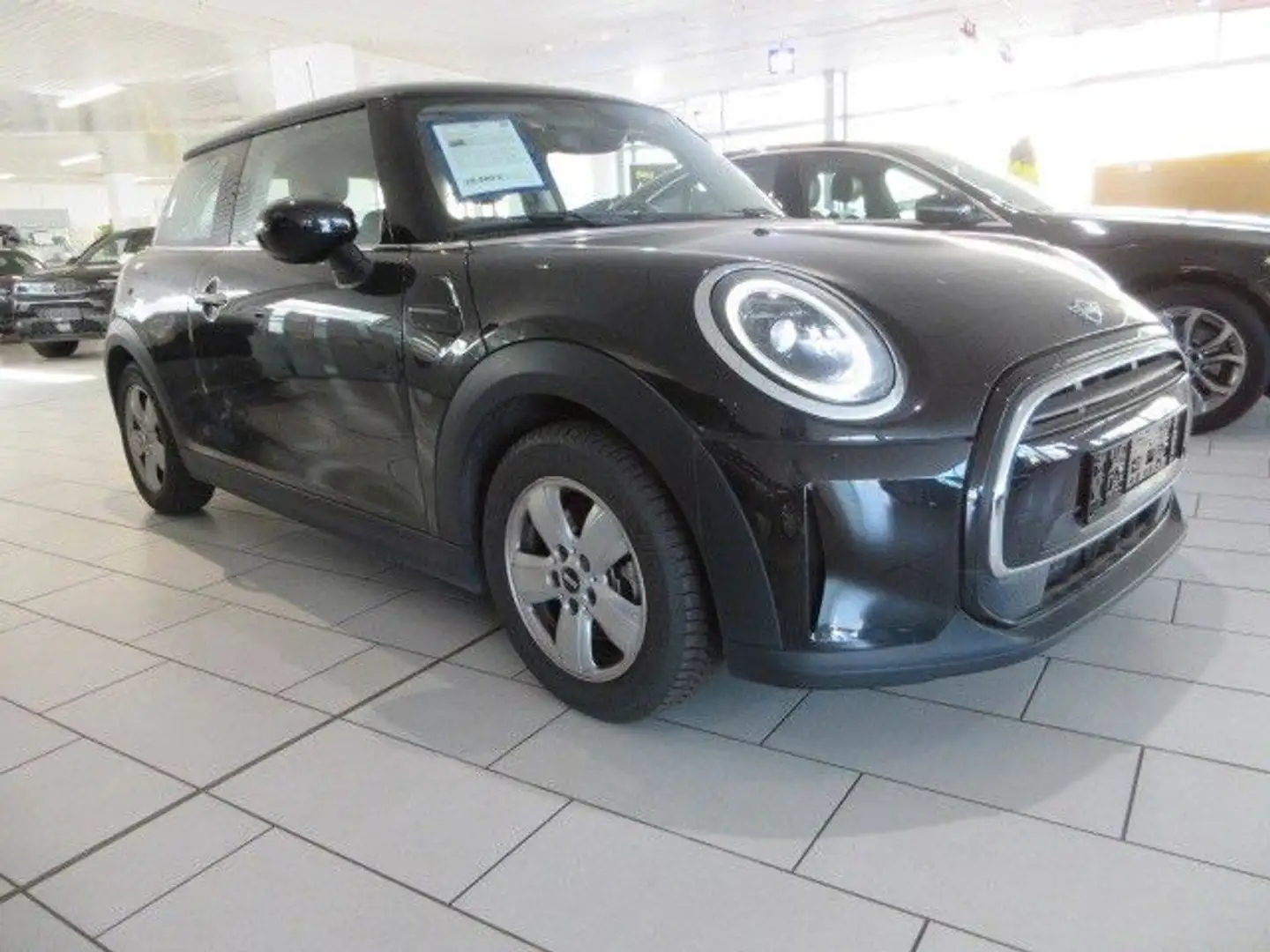 MINI Cooper 3-Türer Cooper 1.5 Essential /AUTOM/LED/NAVI/PDC Noir - 2