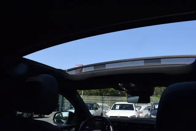 Mercedes-Benz GLE view 17