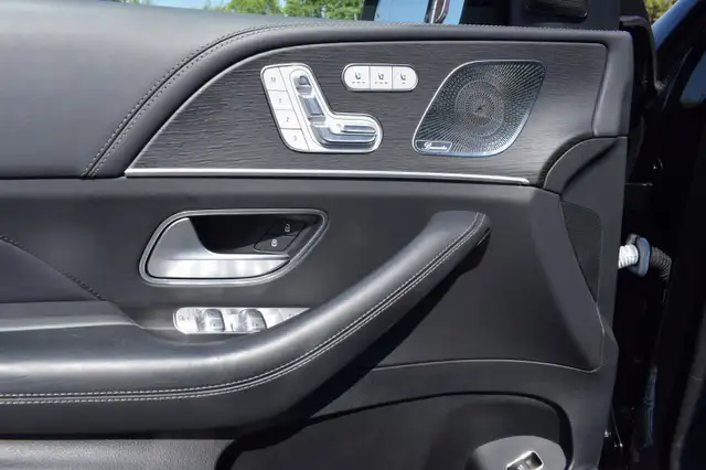 Mercedes-Benz GLE view 11