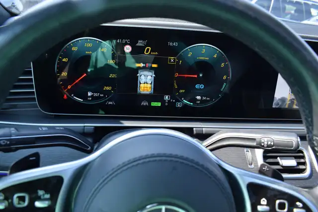 Mercedes-Benz GLE view 8
