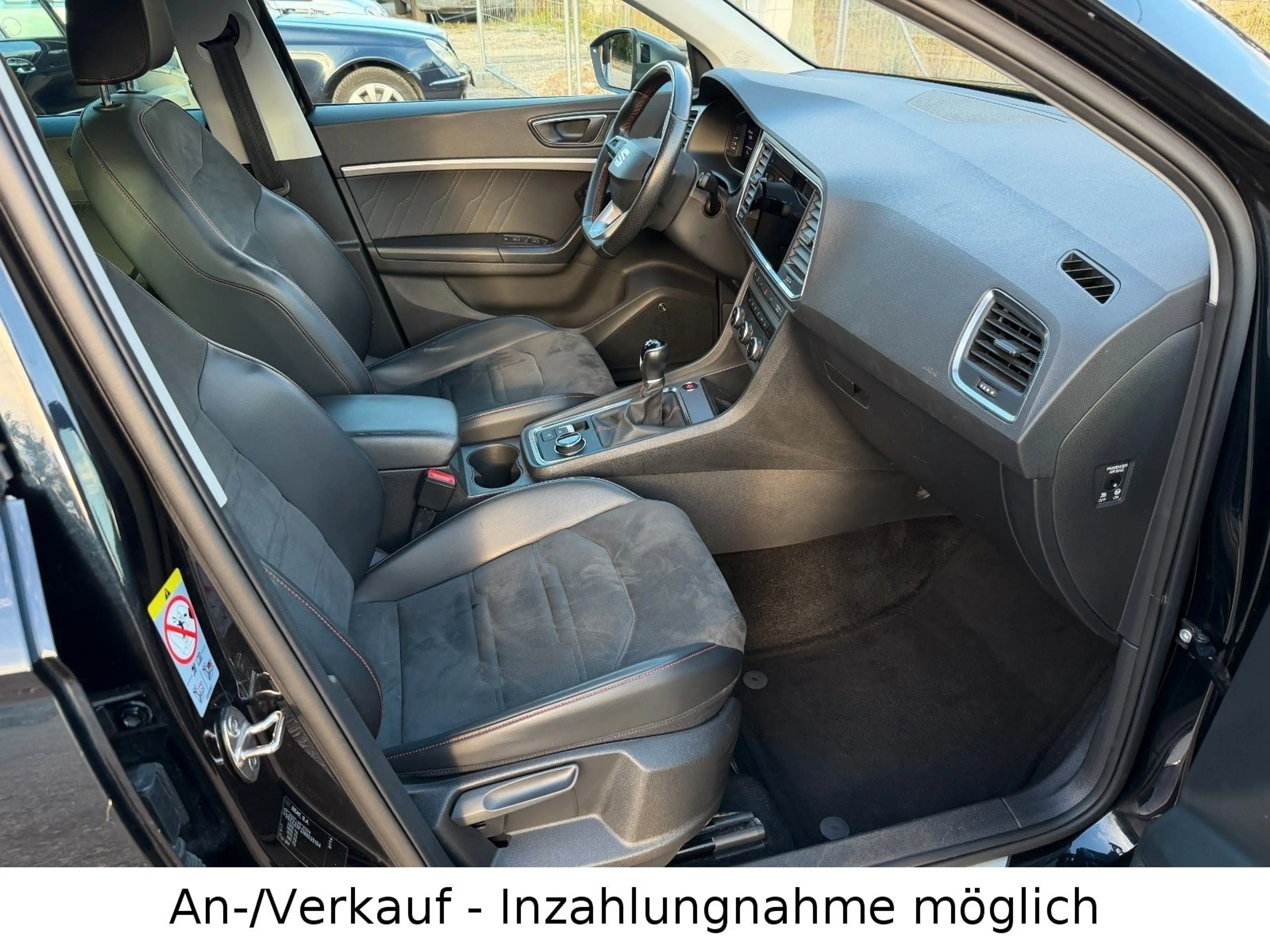 SEAT Ateca FR 2.0 TDI | VIRTUAL | ACC | LANE | AHK | — photo 13