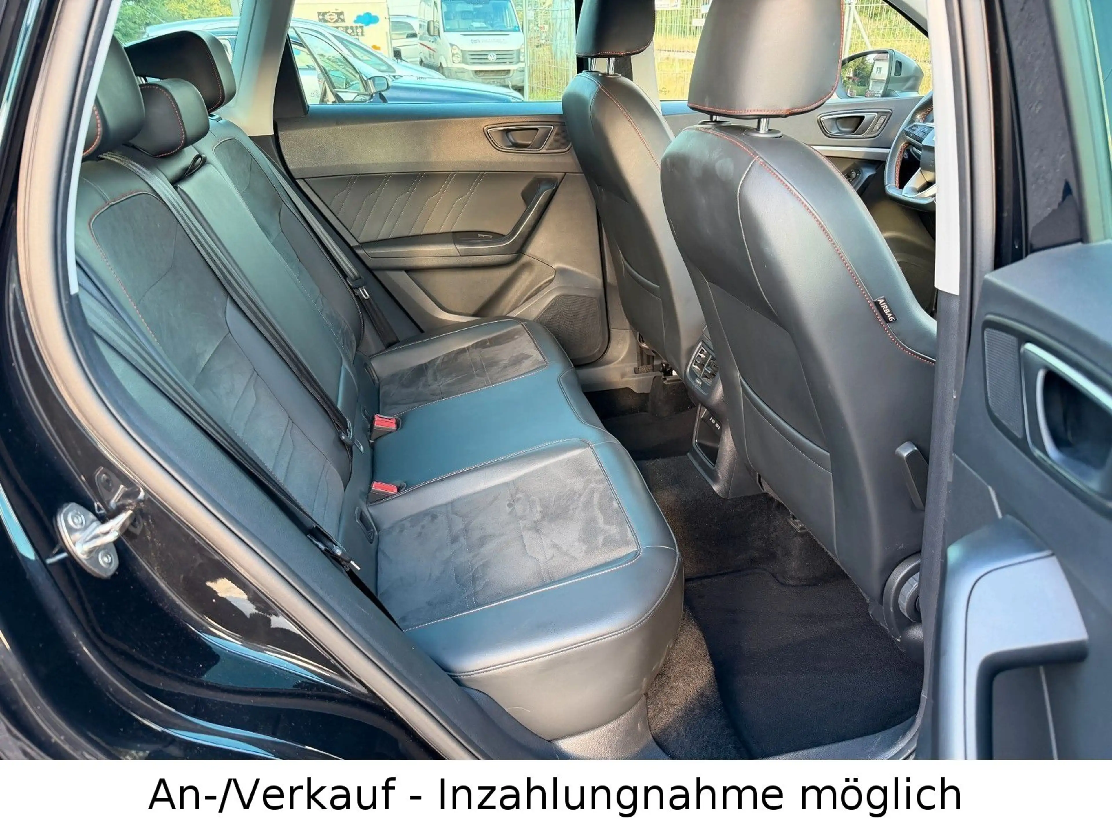 SEAT Ateca FR 2.0 TDI | VIRTUAL | ACC | LANE | AHK | — photo 11