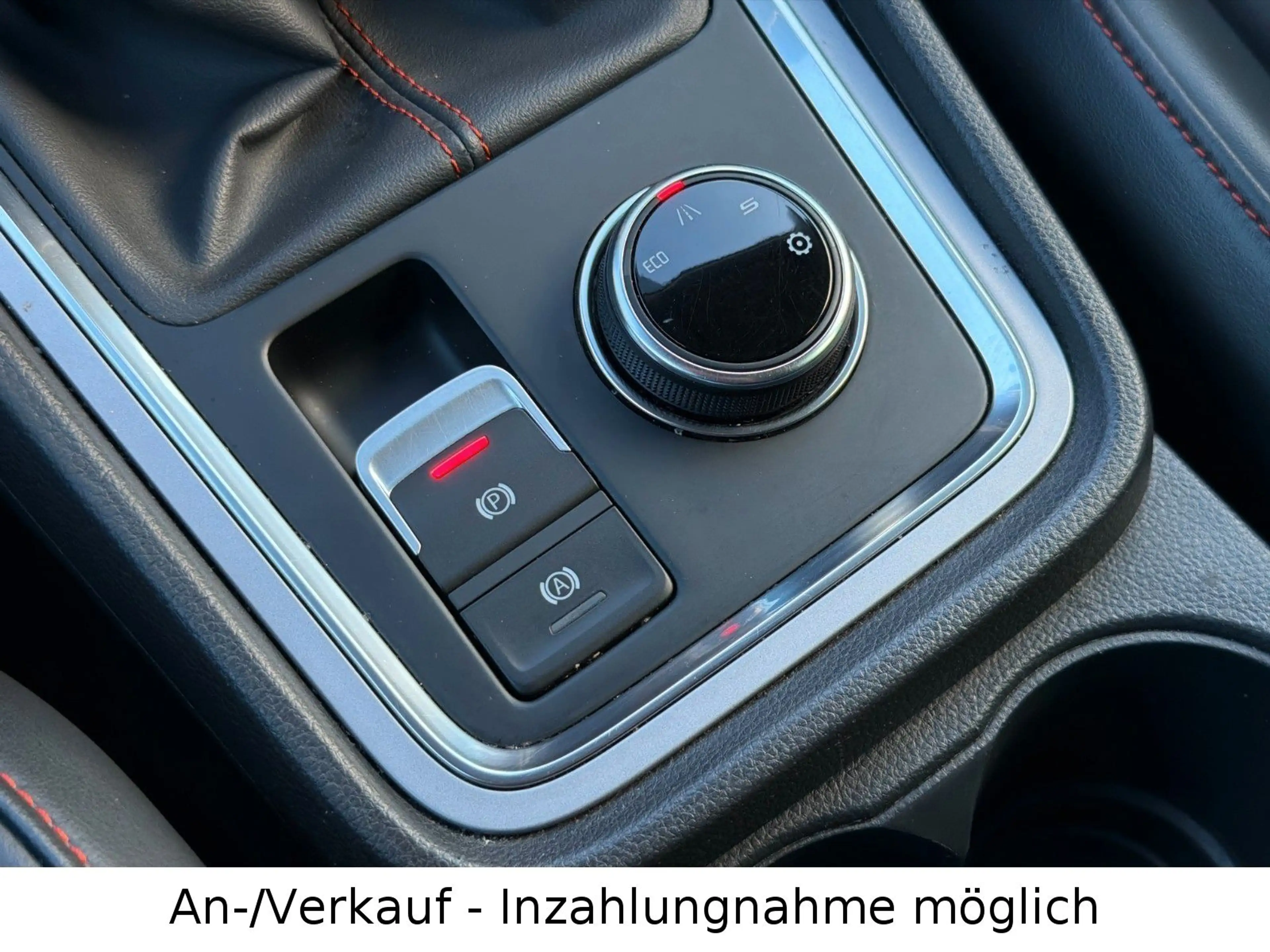 SEAT Ateca FR 2.0 TDI | VIRTUAL | ACC | LANE | AHK | — photo 23