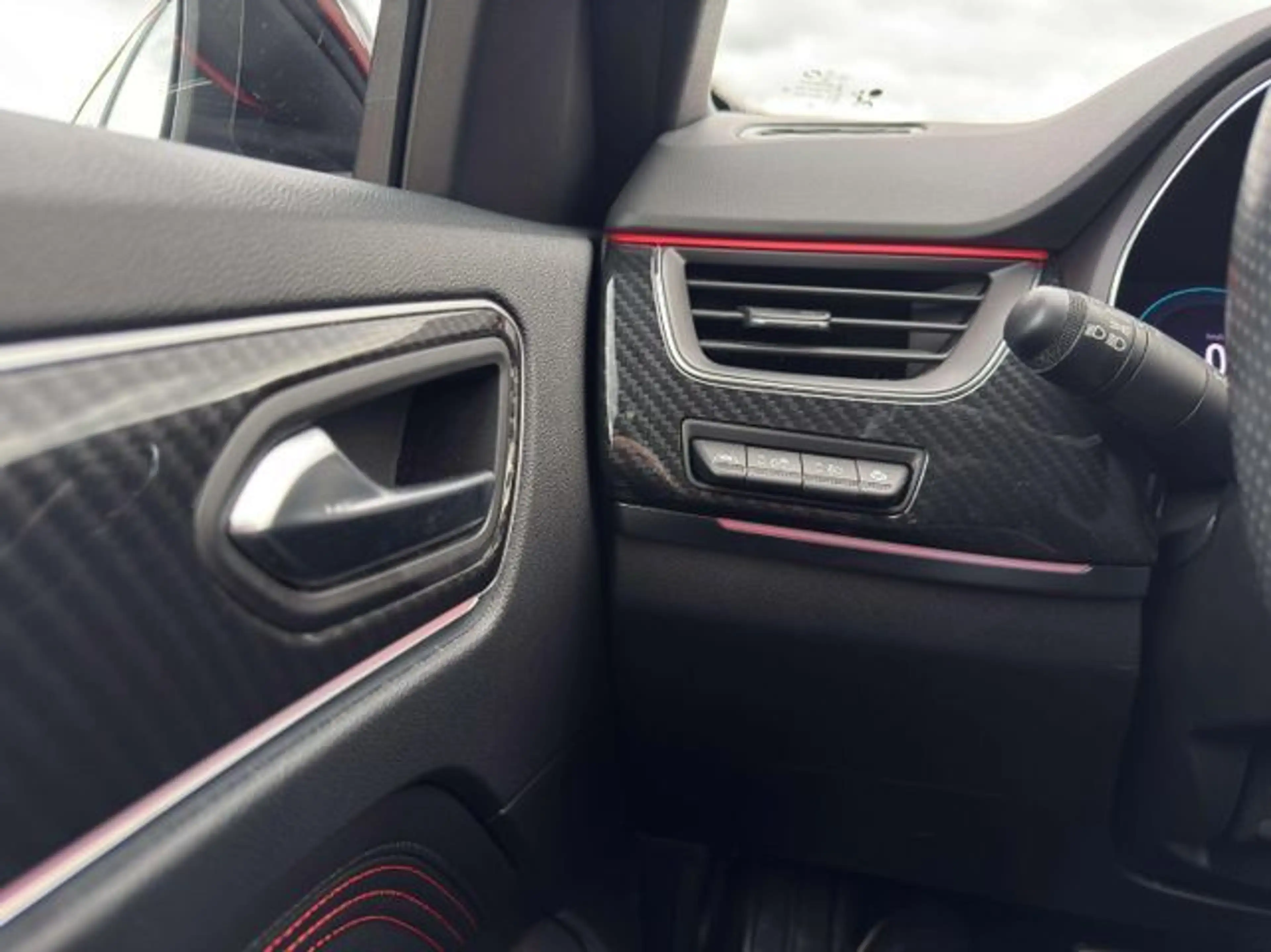 Renault Arkana R.S. LINE  PDC/CARPLAY/AMBIENTE/KAMERA — photo 11