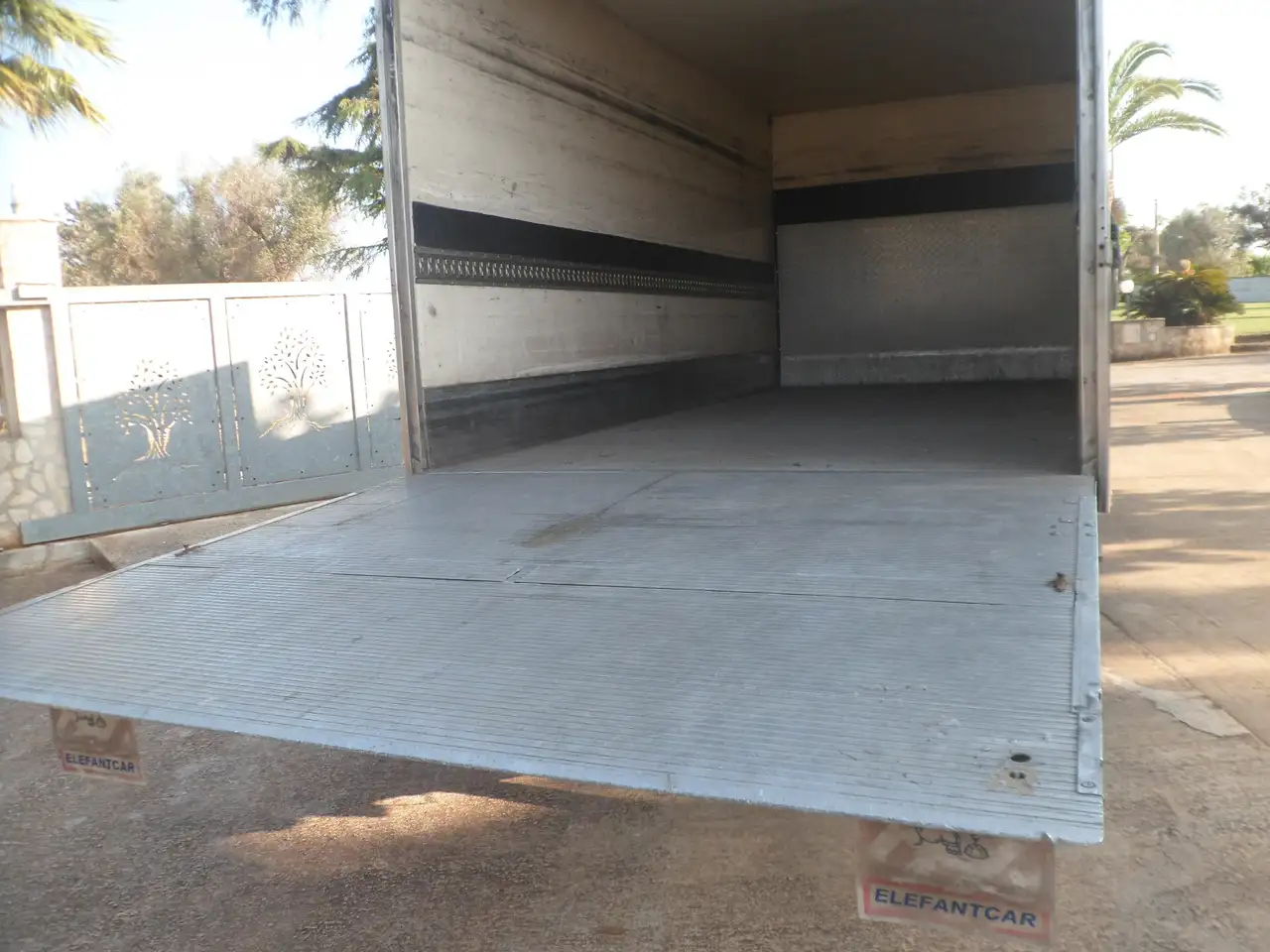 Iveco eurocargo 80e15 furgonatura con pedana, foto 6