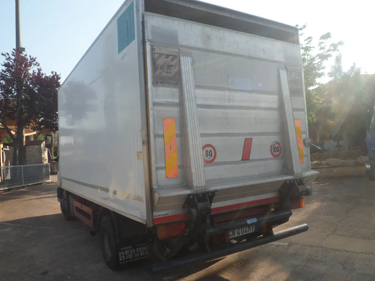 Iveco eurocargo 80e15 furgonatura con pedana, foto 4