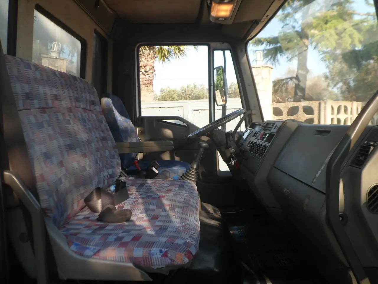 Iveco eurocargo 80e15 furgonatura con pedana, foto 8