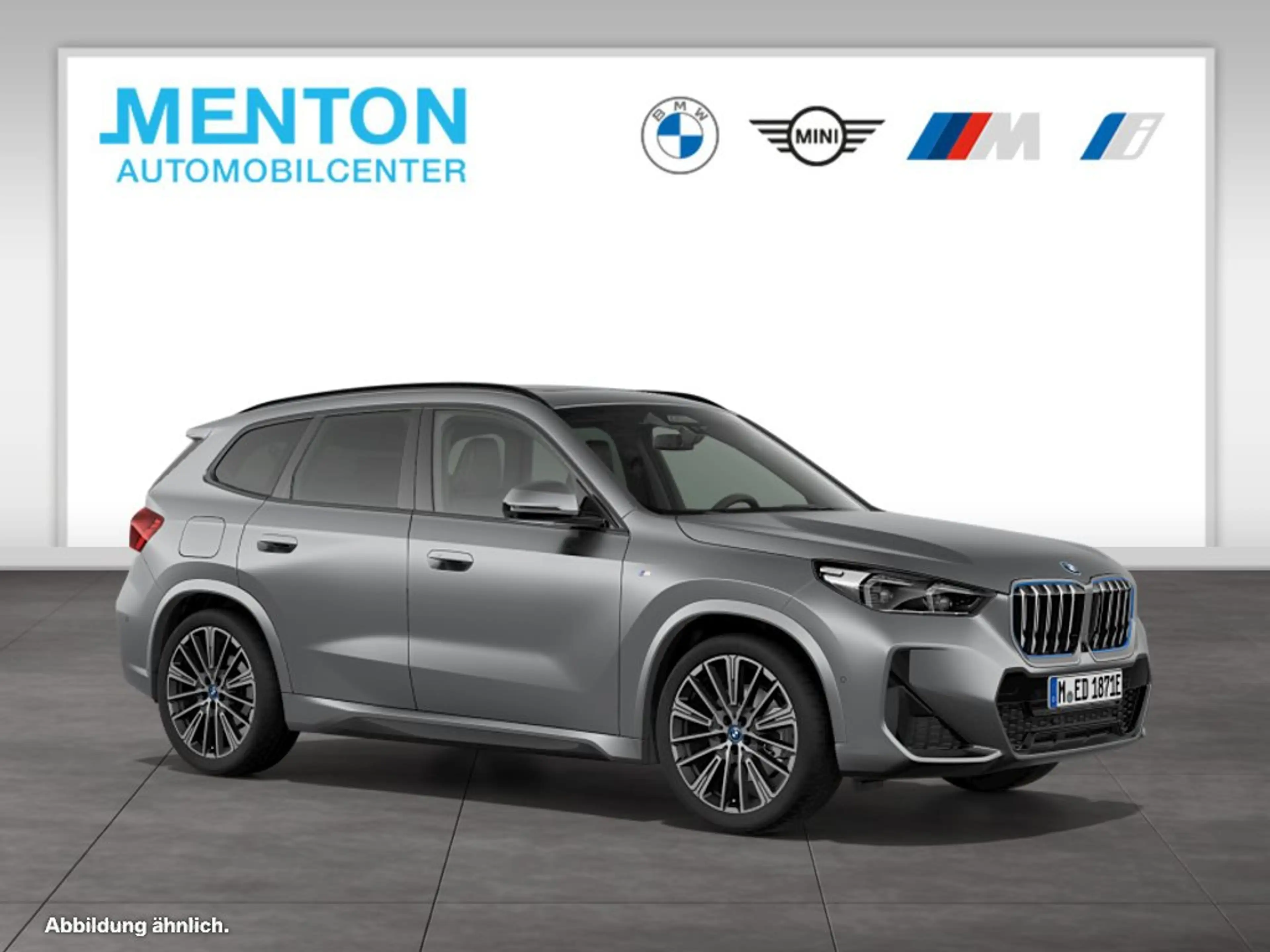 BMW iX1 xDrive30 — photo 10