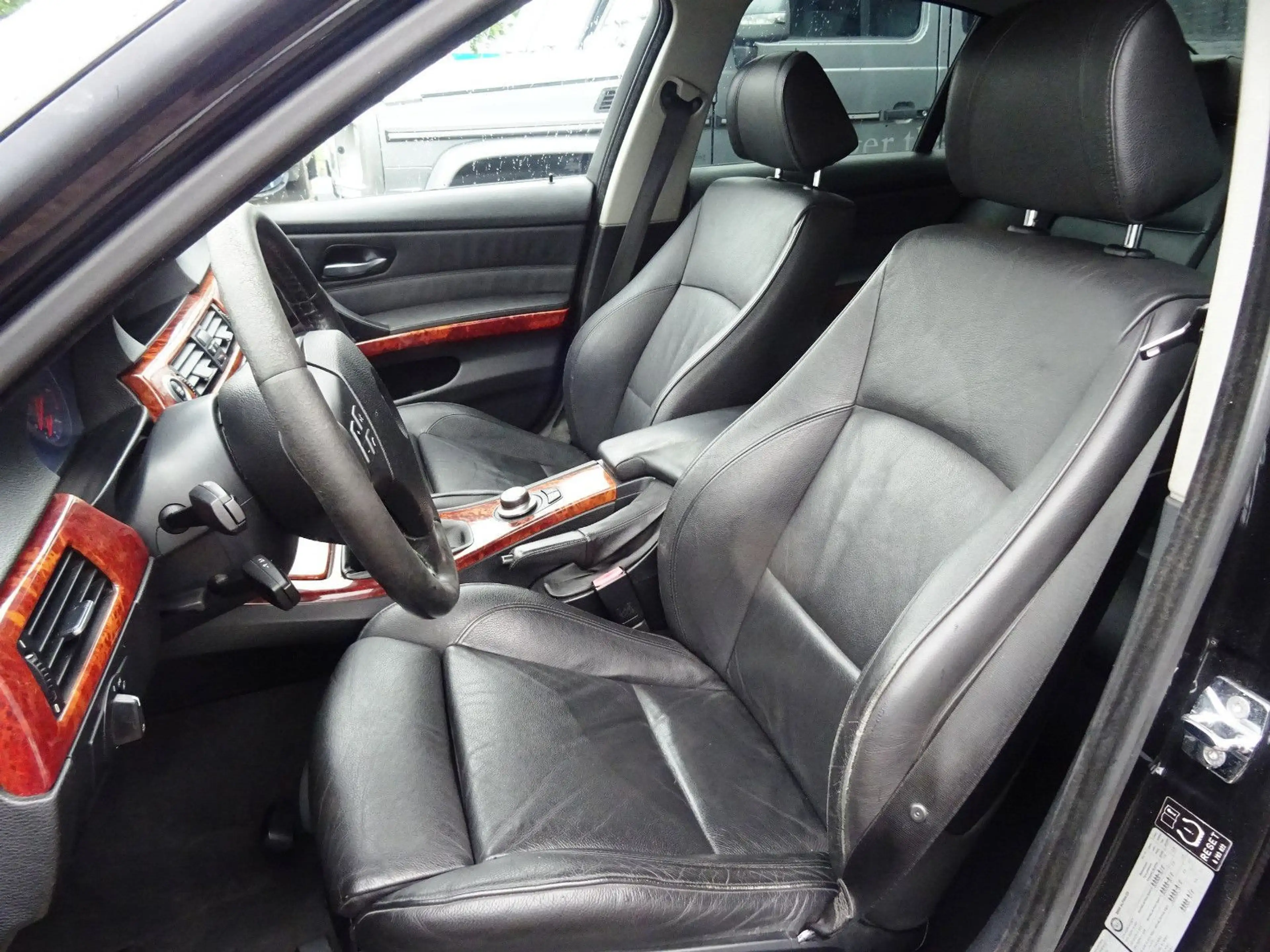 Alpina D3 *Leder*Navi*Xenon*SSD*PDC* — photo 11