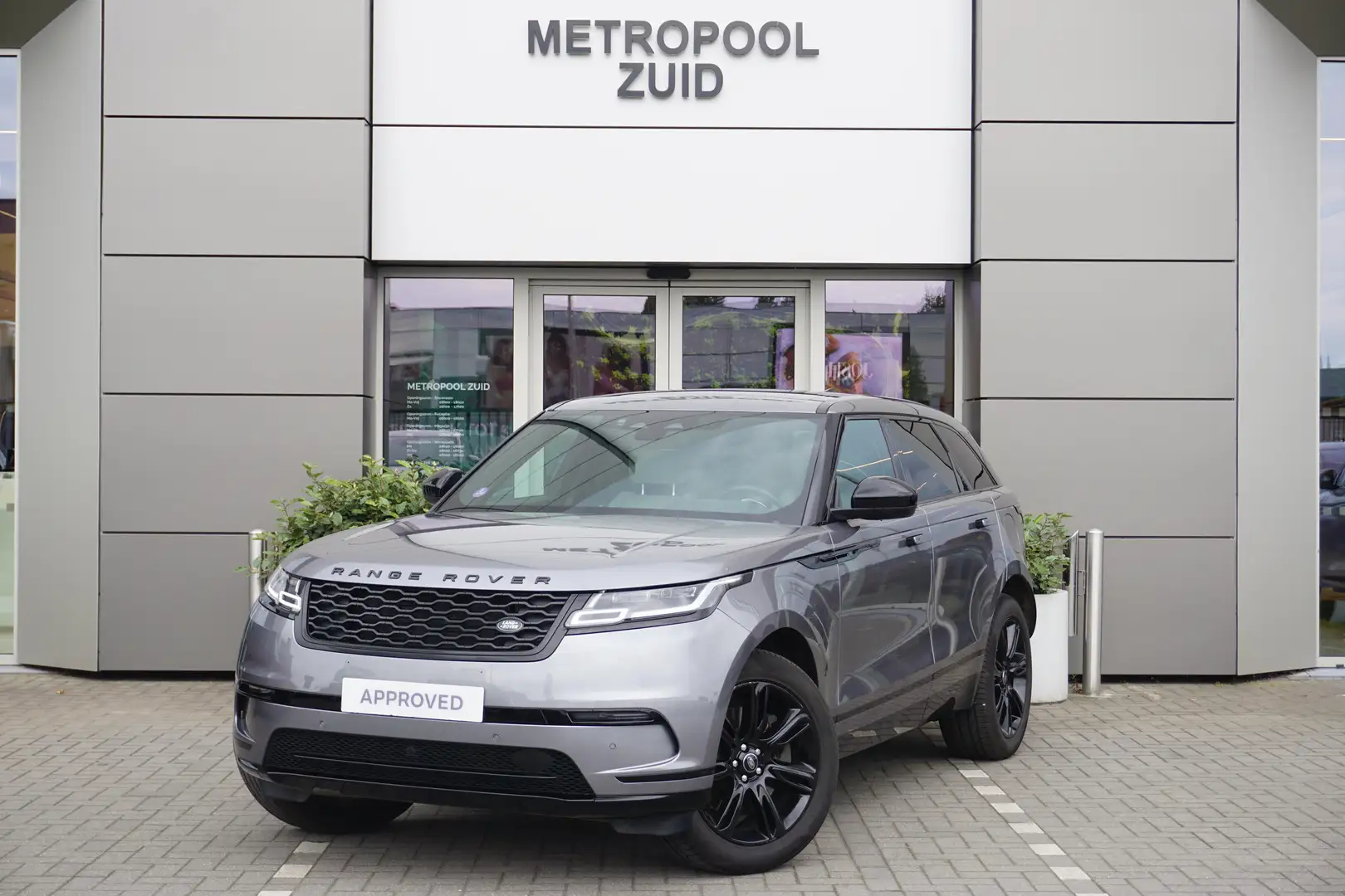 land rover velar