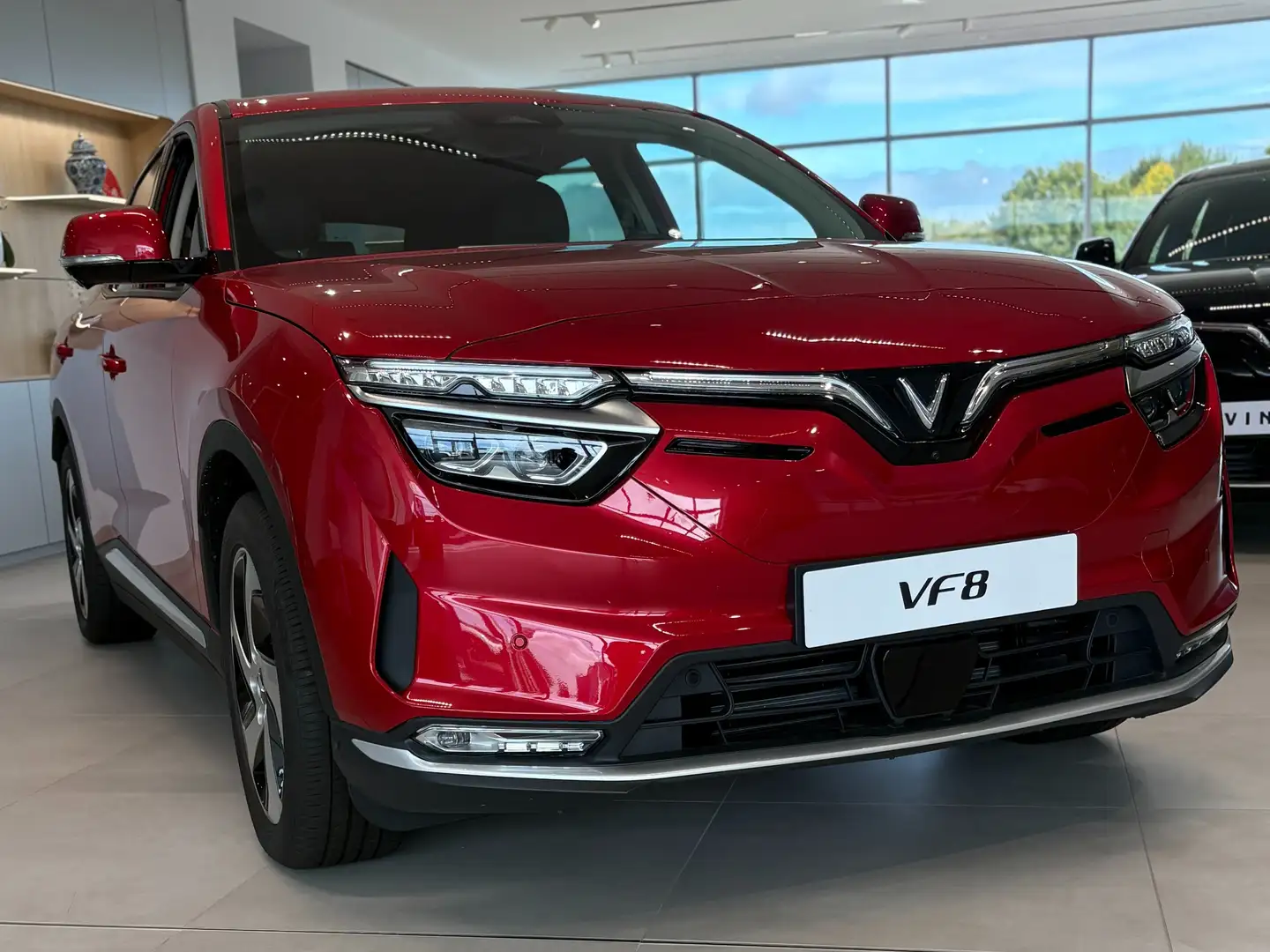 VinFast VF 8 Eco 353ch - Garantie 10 ans SUV 100% électrique Roşu - 1