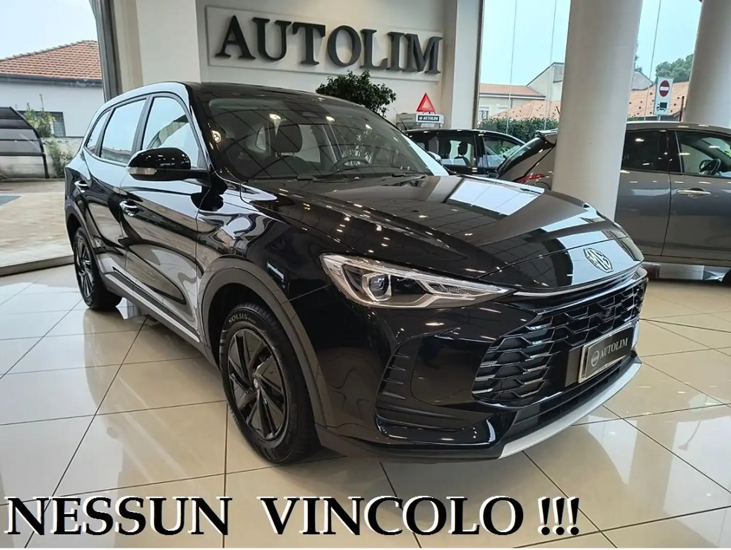 MG ZS 1.5 Standard  NESSUN VINCOLO Nero - 1