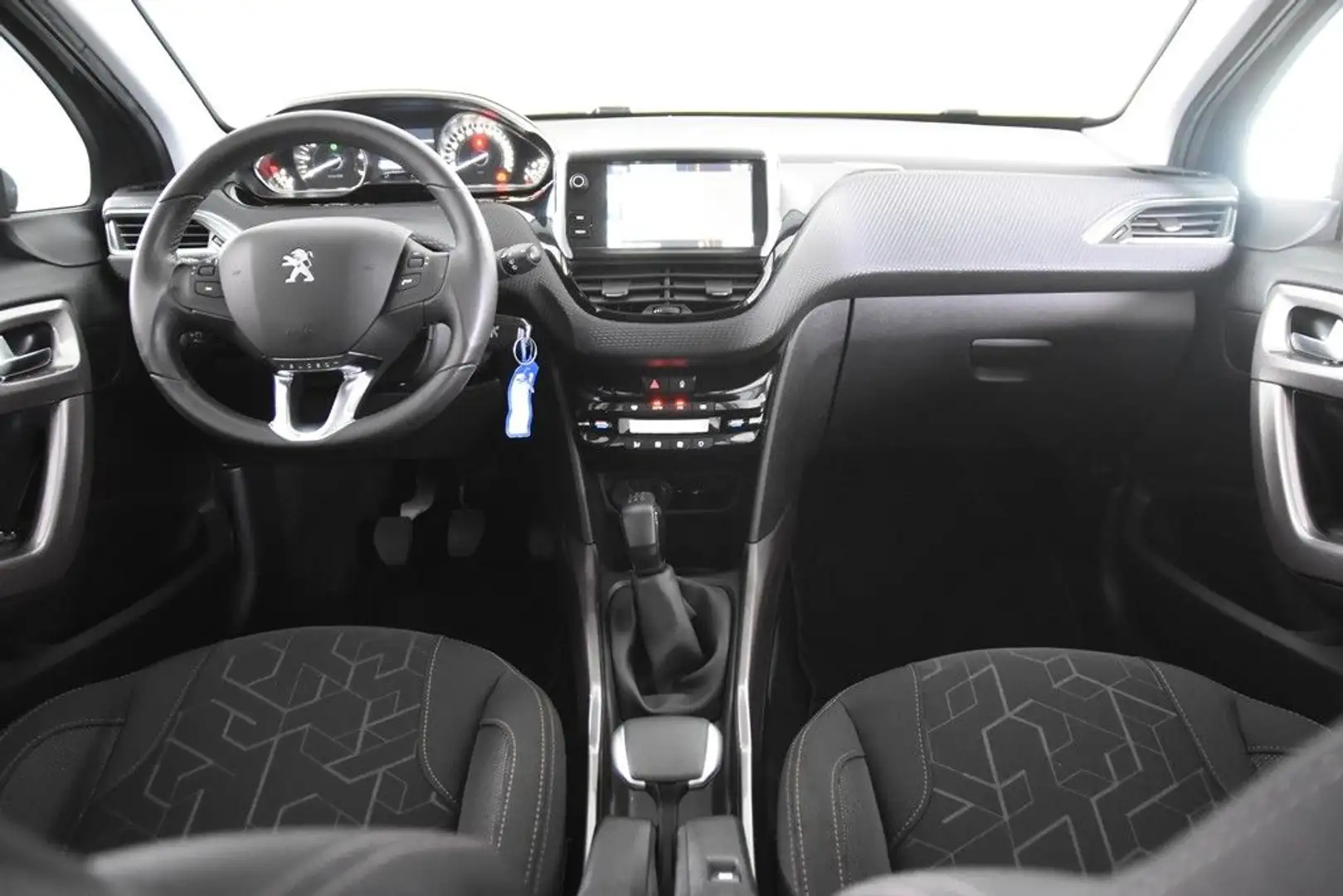 Peugeot 2008 Allure 110 *Navi*Pano.*Park ass.* Gris - 2