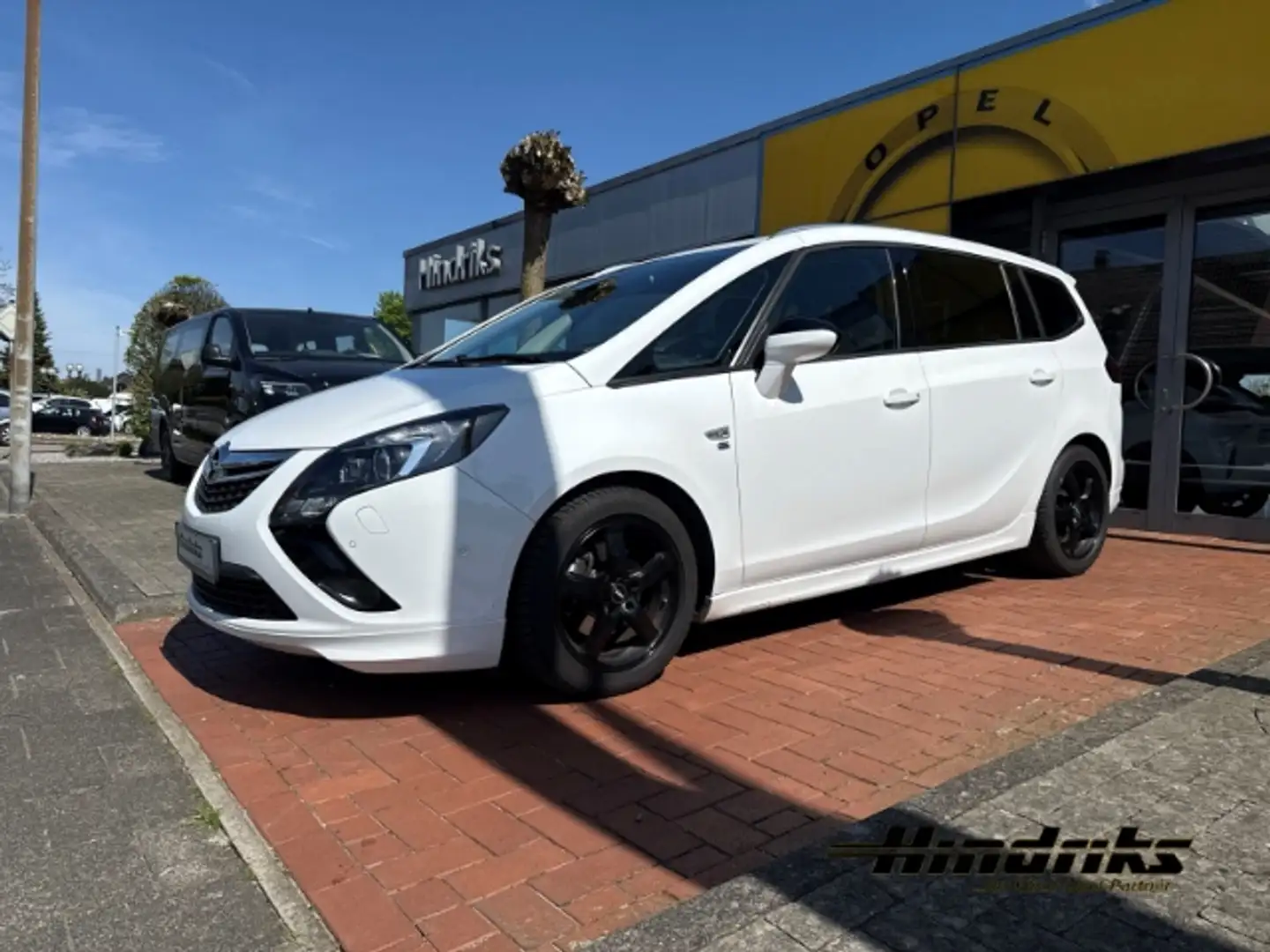 Opel Zafira Tourer -C- 1.4Turbo Style OPC-Paket Navi Bi-Xenon abn. AH Белый - 1