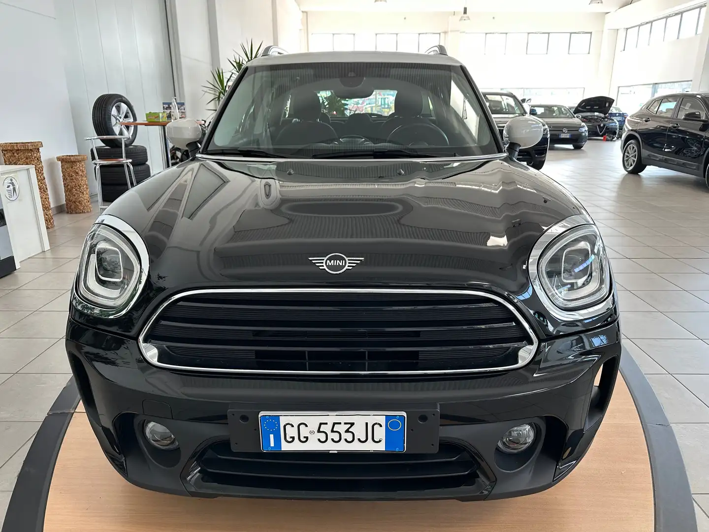 MINI Cooper D Countryman Mini Countryman F60 2020 2.0 Business auto Nero - 2