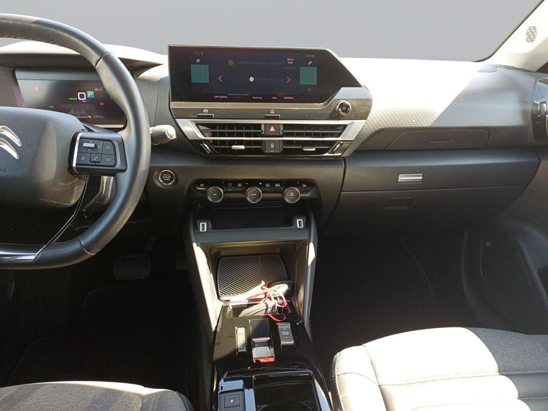 Citroen C4 e-C4 136 PS Shine — photo 13