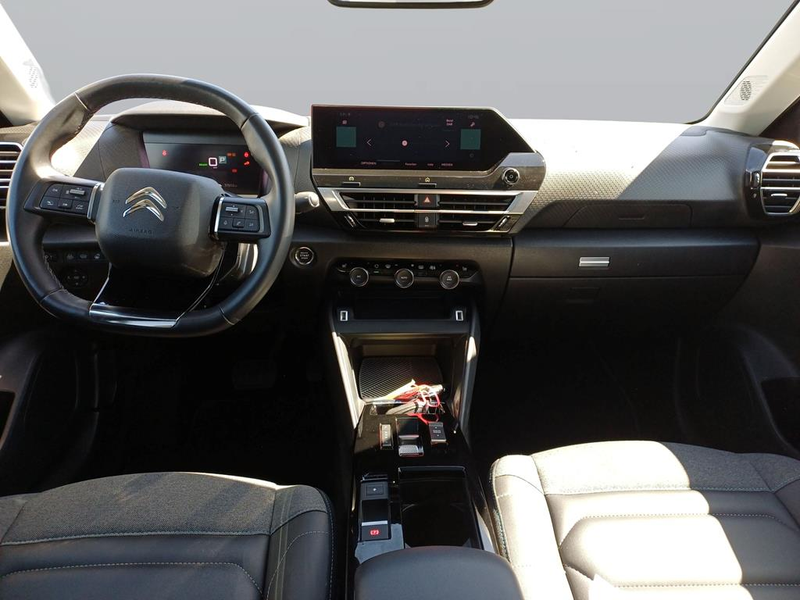Citroen C4 e-C4 136 PS Shine — photo 11