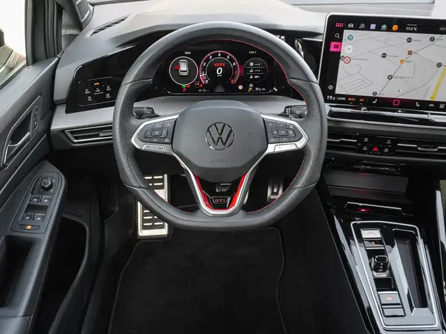 Volkswagen Golf view 11