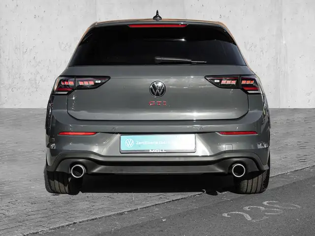 Volkswagen Golf view 6