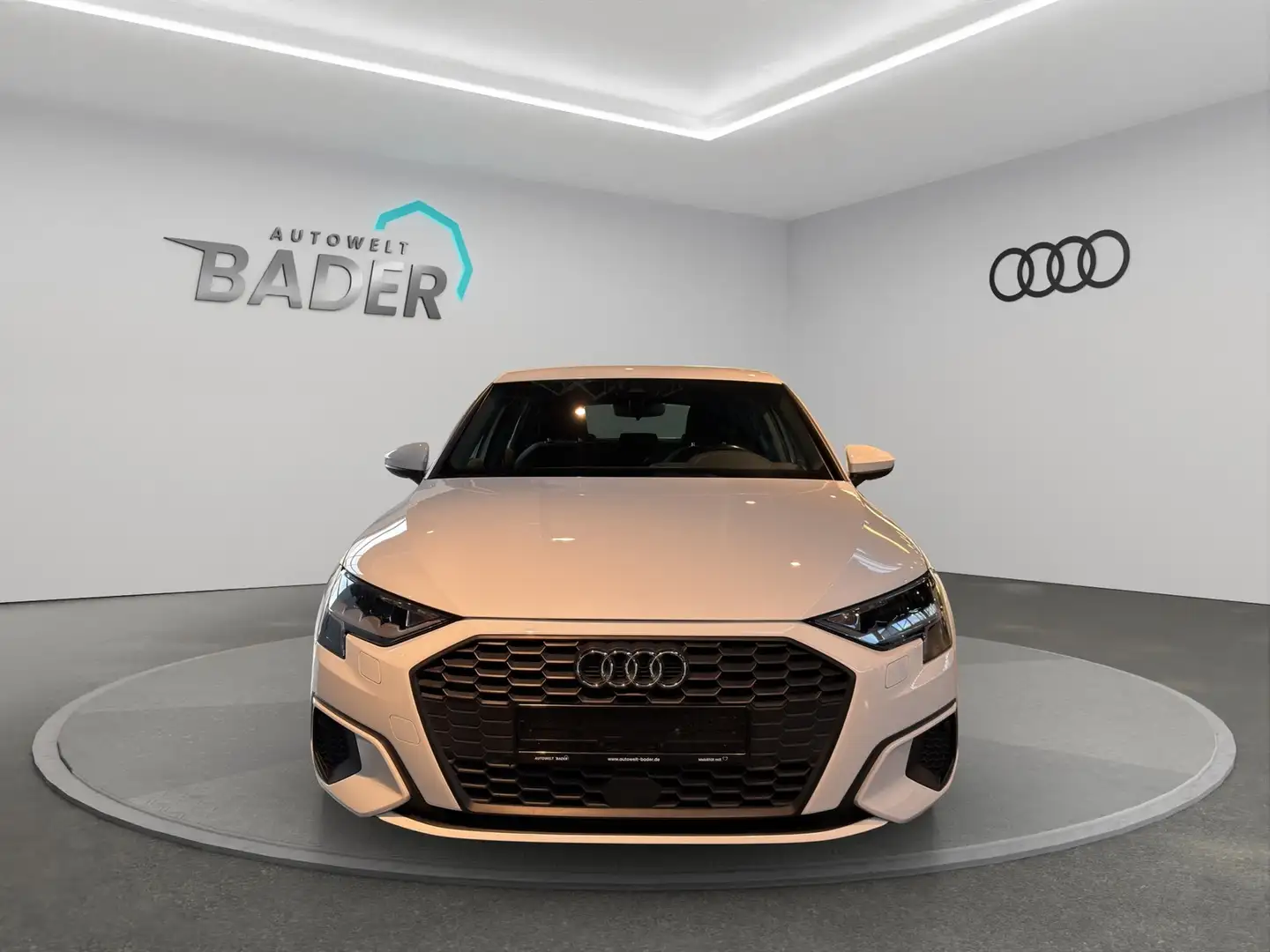 Audi A3 Sportback Navi RFK SHZ 40 TFSI e Weiß - 2