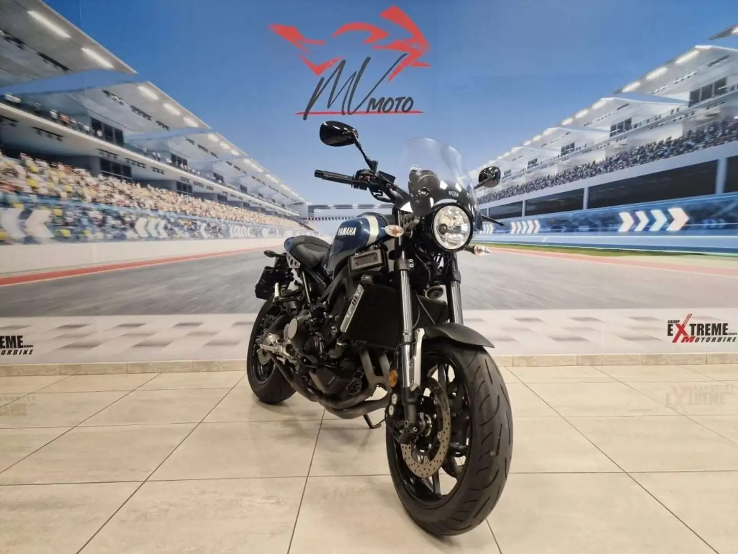 Yamaha XSR 900 "ABS" - 03/2016 - - 2