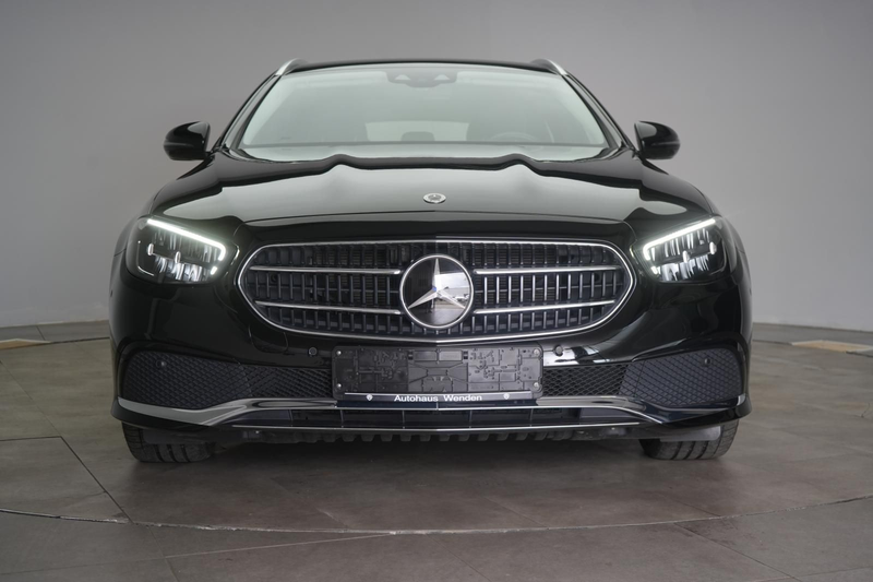 Mercedes-Benz E 300 d 4Matic T Exclusive Leder/Distronic/Kamer — photo 2