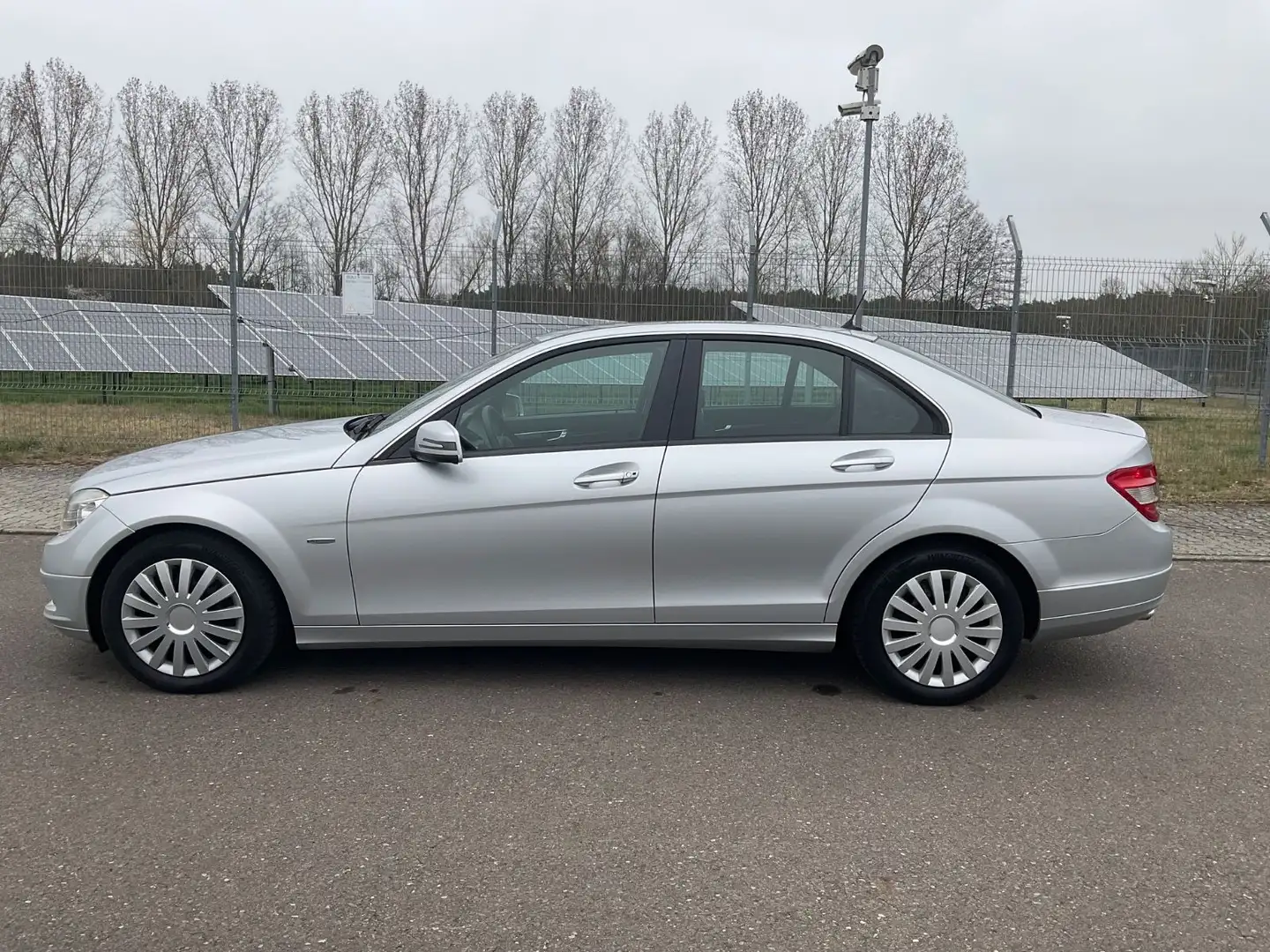 Mercedes-Benz C 200 C -Klasse Lim. C 200 CDI BlueEfficiency Argento - 2