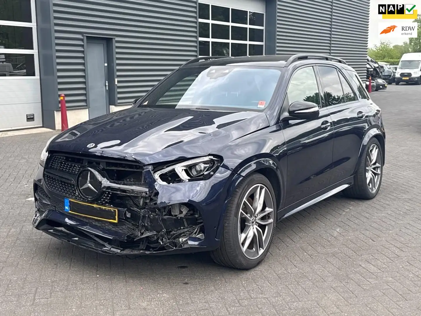 Mercedes-Benz GLE 350 e AMG 4MATIC panoramadak, burmester, multibeam led Blauw - 1