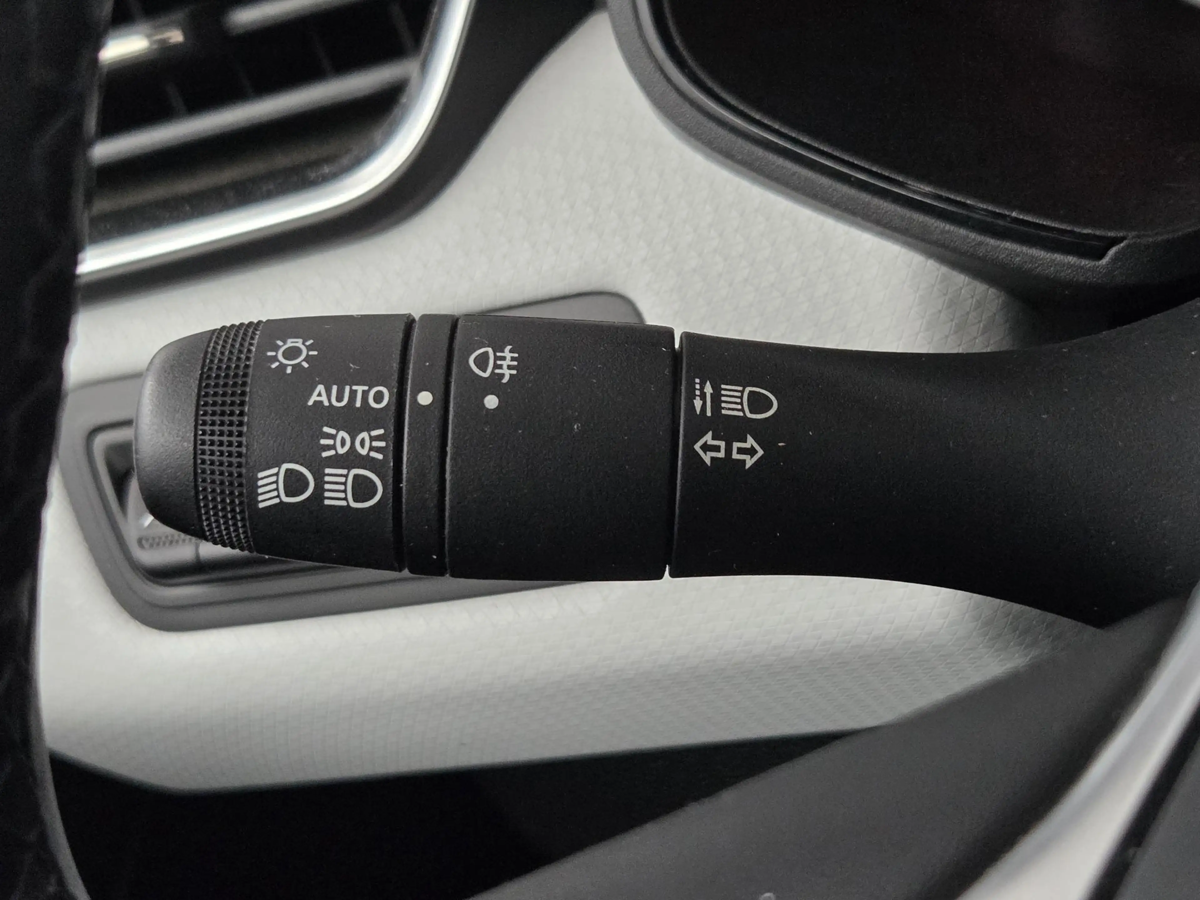 Renault Clio 1.0 TCe 90 Evolution | Navigatie | Carplay/Android — photo 32