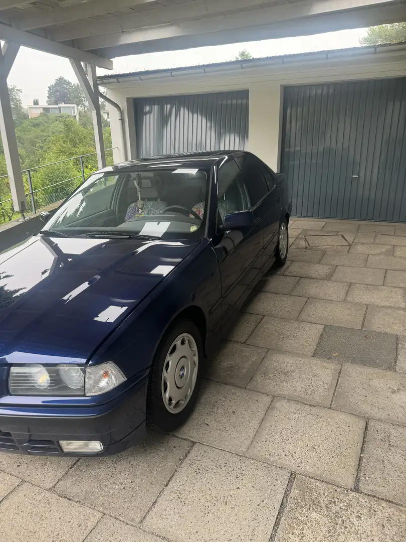 BMW 316 316i - 2