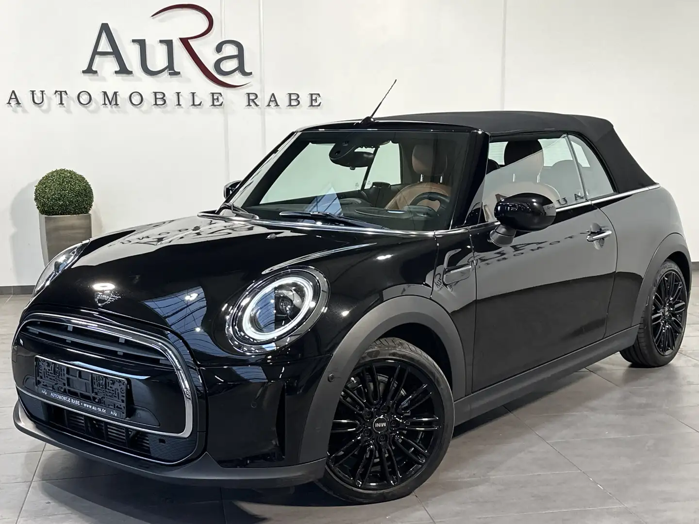 MINI Cooper Cabrio Classic Trim NAV+LED+KAMERA+ACC+PP Schwarz - 2