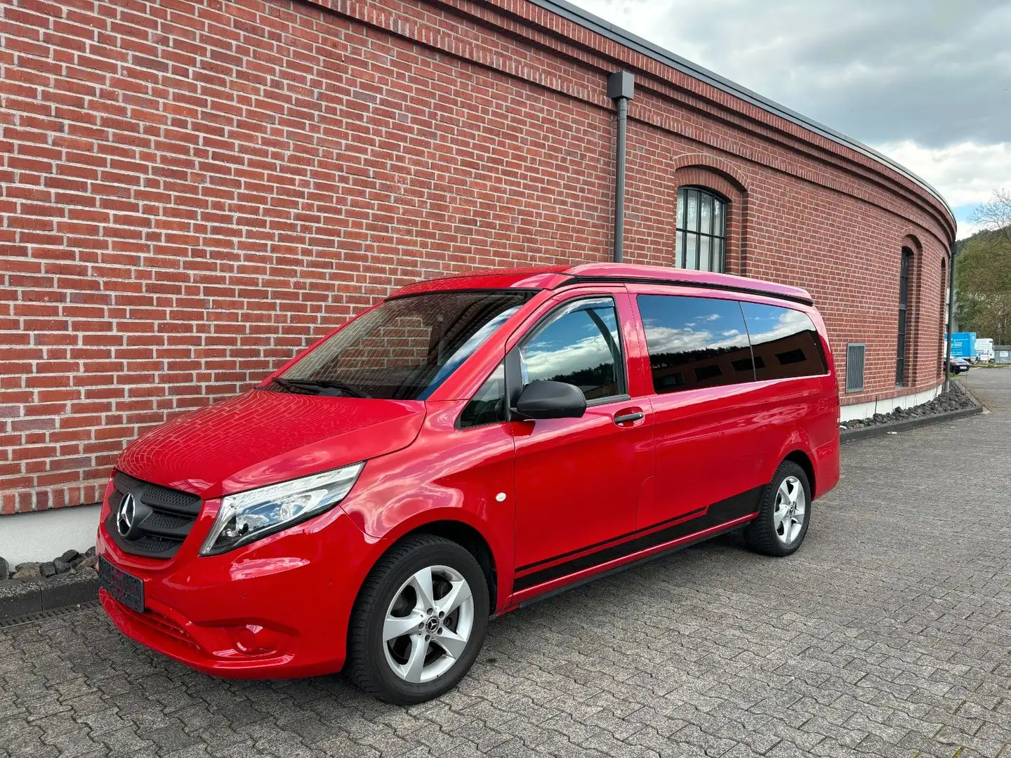 Mercedes-Benz Vito Marco Polo 220d ACTIVITY Edition 4-Matic Rouge - 2