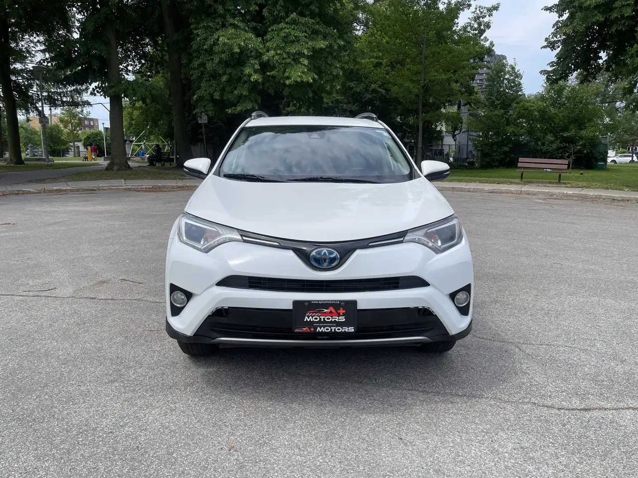Toyota RAV 4 снимка Toyota RAV 4