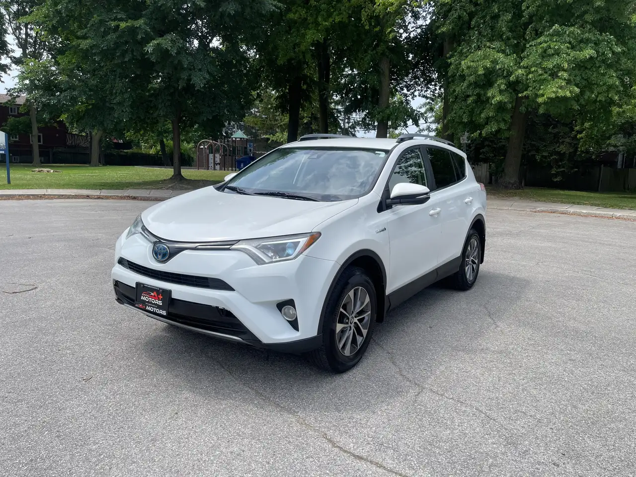 Toyota RAV 4 снимка Toyota RAV 4