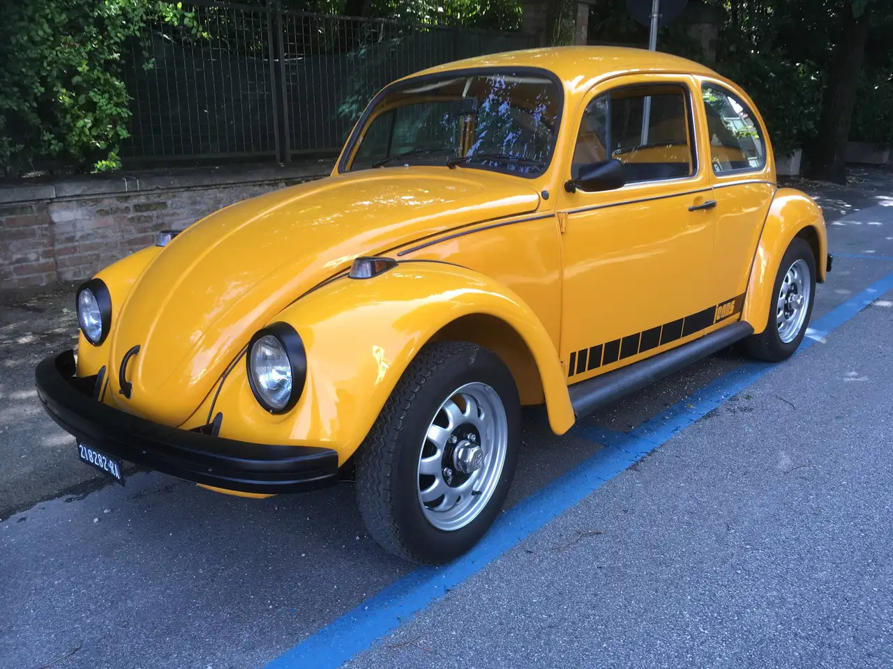 Volkswagen Maggiolino Jeans, foto 1