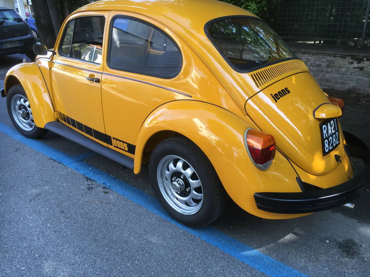 Volkswagen Maggiolino Jeans, foto 2