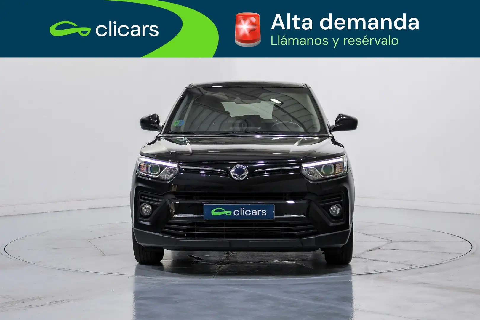 SsangYong Tivoli G12 Urban Plus 4x2 Negro - 2