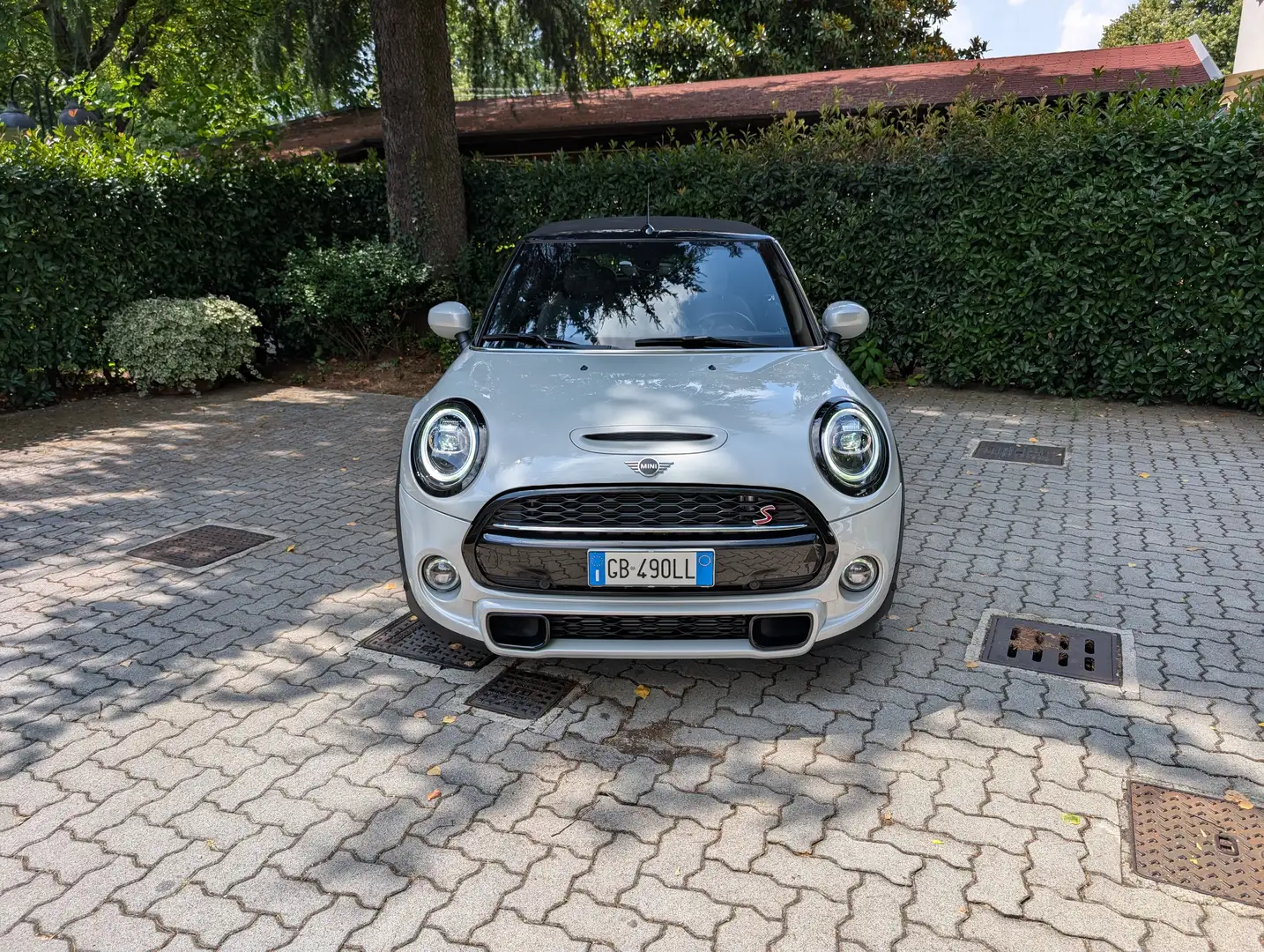 MINI Cooper S Cabrio 2.0 Hype auto Szary - 2
