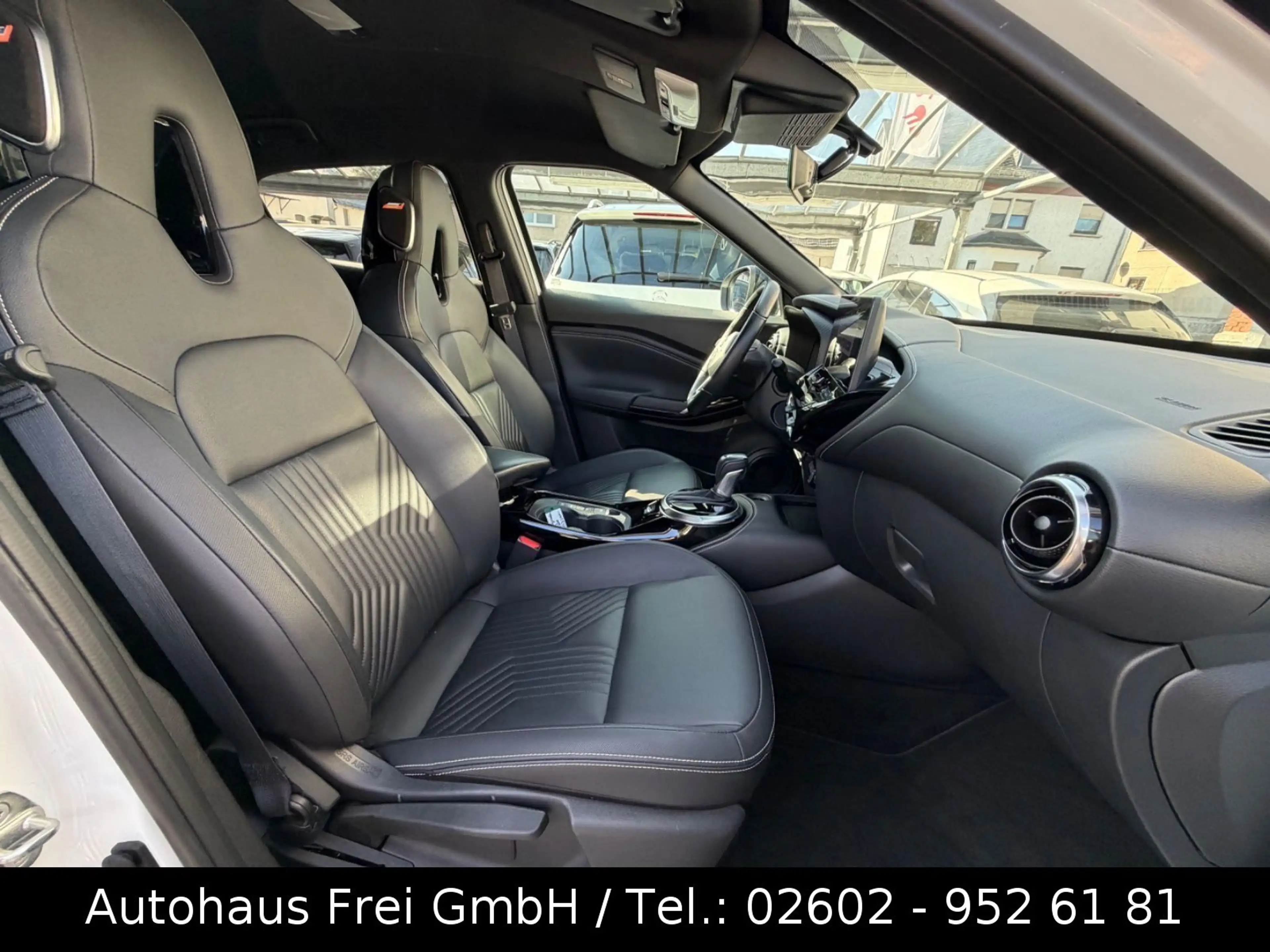Nissan Juke Hybrid TEKNA*BOSE*2.HAND*GARANTIE*LHEIZBAR* — photo 12