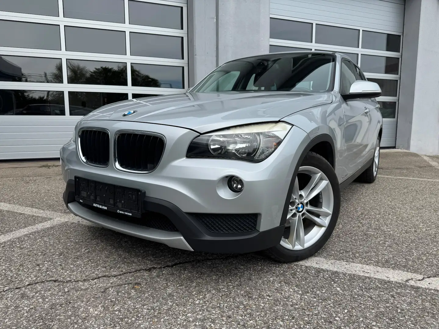BMW X1 xDrive-Allrad 18d Bluetooth,PDC/Pickerl:01/27 Grau - 1
