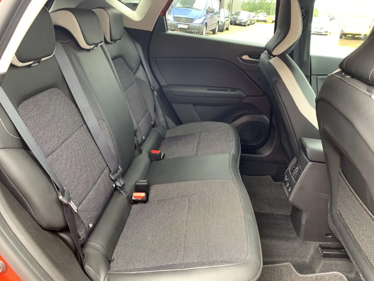 Renault Captur 1.3 TCe 140 Techno Fast Track KAMERA+NAVI, миниатюра 26