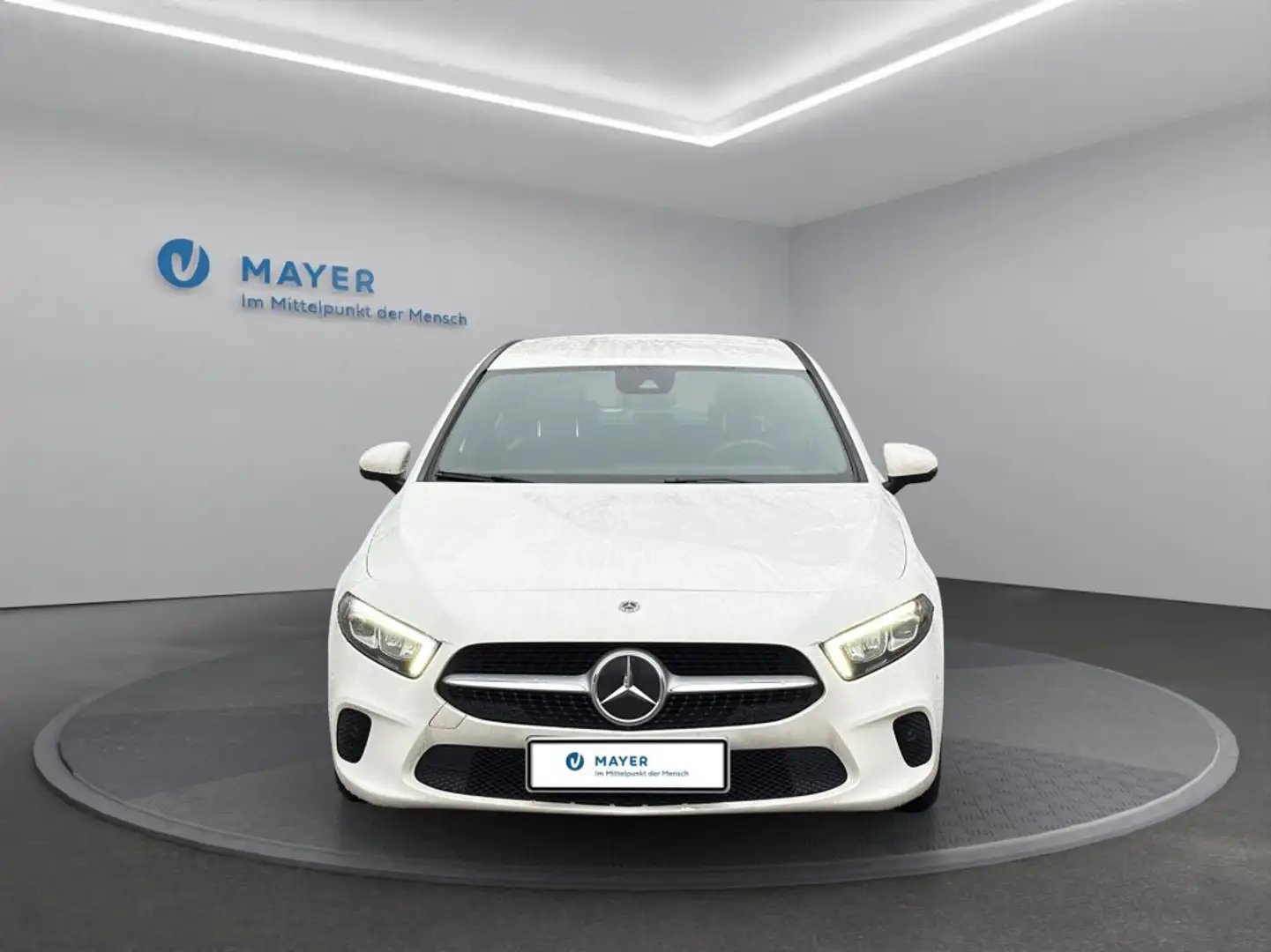 Mercedes-Benz A 180 d Style Line Weiß - 2