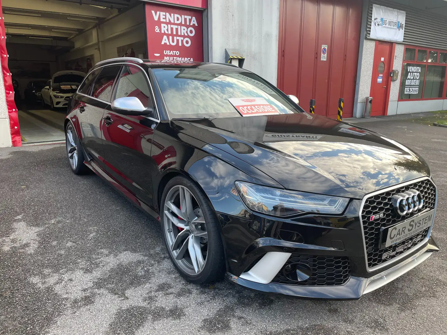 Audi RS6 AVANT S-TRONIC QUATTRO 560 CV KM 44000 Noir - 1
