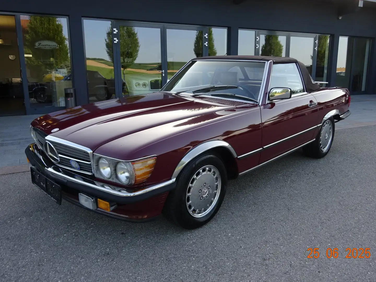 Mercedes-Benz 560 SL "Toppreis" Rood - 1