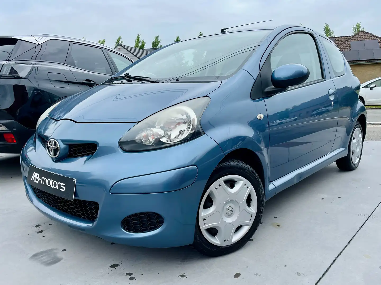 Toyota Aygo Aygo 1.0i VVT-i*GARANTIE* Bleu - 1