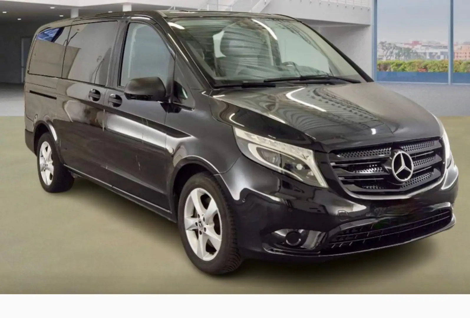Mercedes-Benz Vito Tourer 119 CDI/BT Select lang Zwart - 1