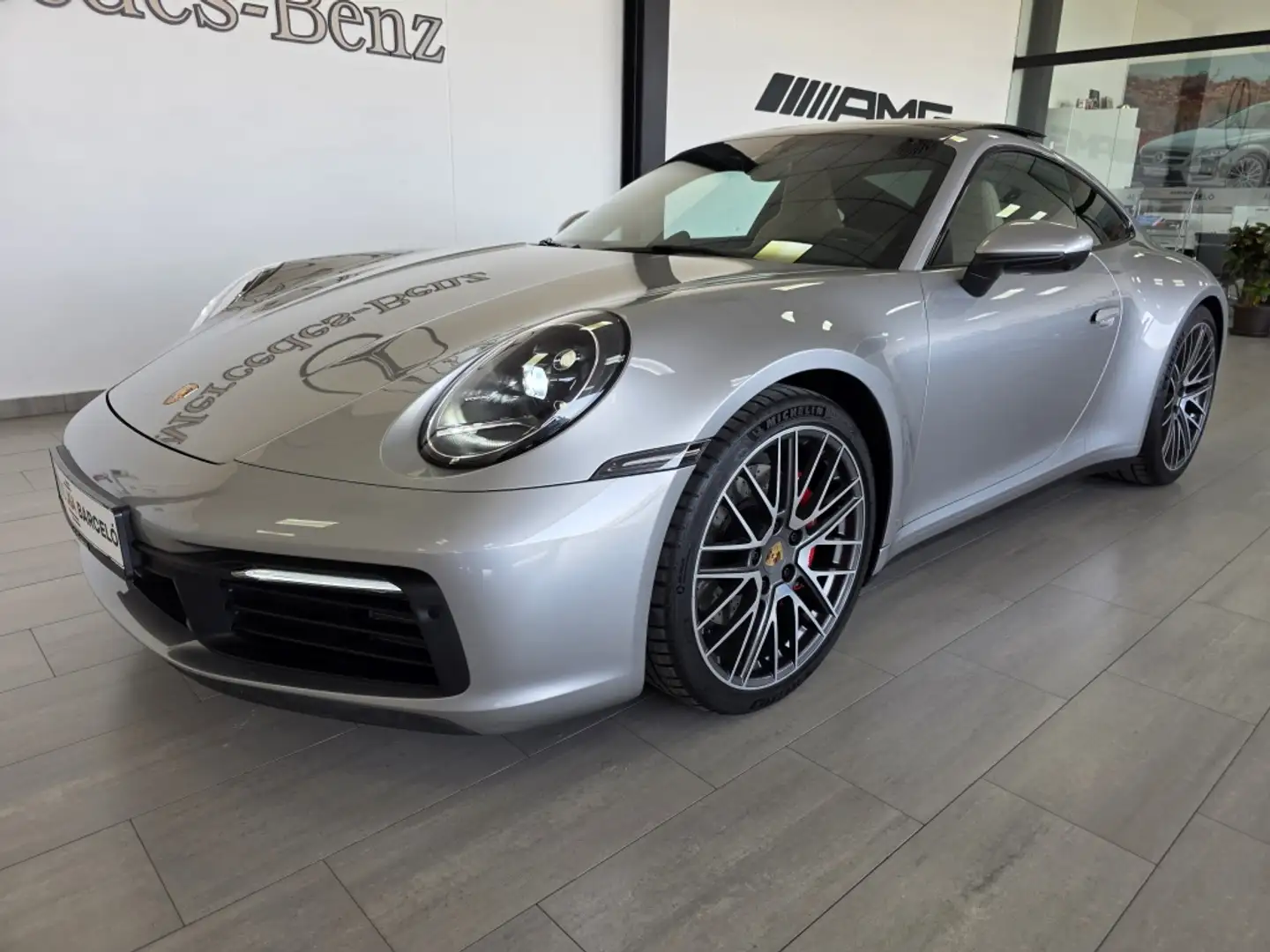 Porsche 992 Carrera 4S Coupé PDK Gris - 2