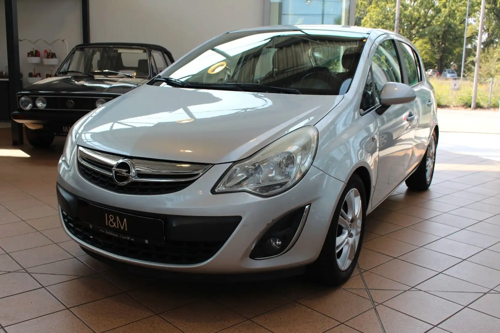 Opel Corsa D Satellite+Klima+Tempomat+Servo+Allwetter Silber - 2